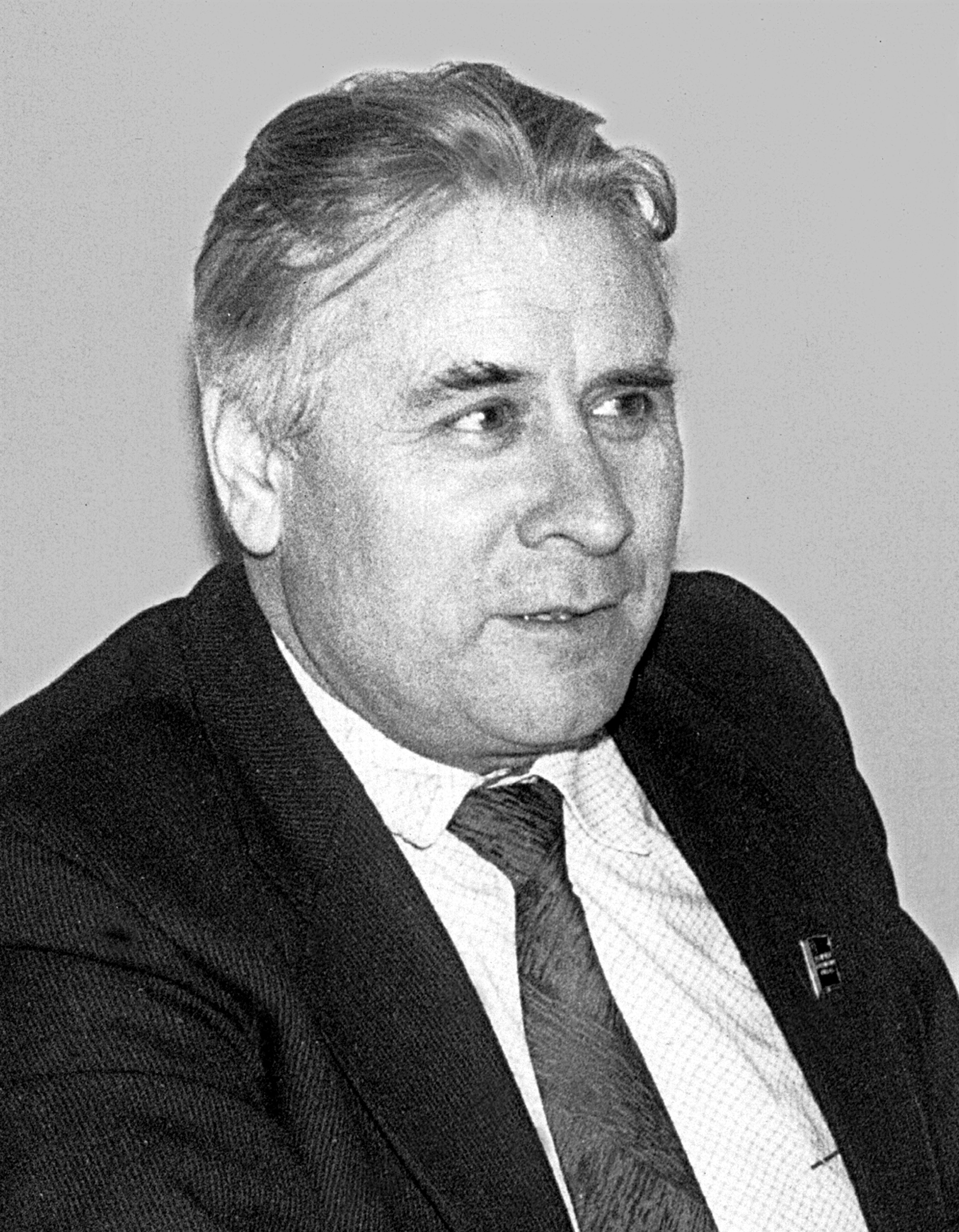 Ефанов Виктор Иванович.png