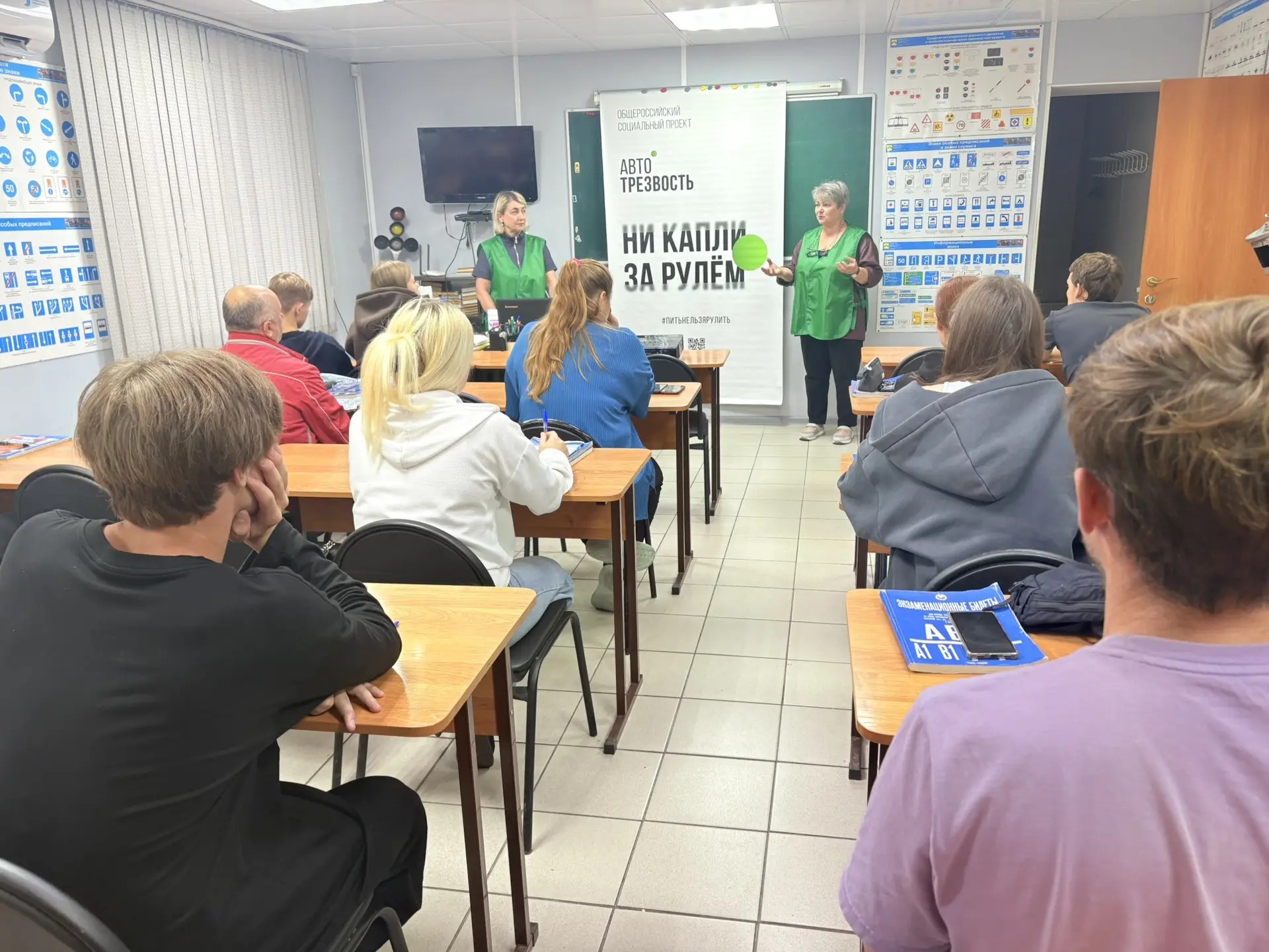 3ef95aca-d43a-48f1-a56f-ac0880cd1572.jpg